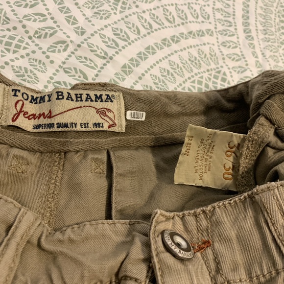 Lot of Tommy Bahama XL button-ups and pants - Picture 13 of 15